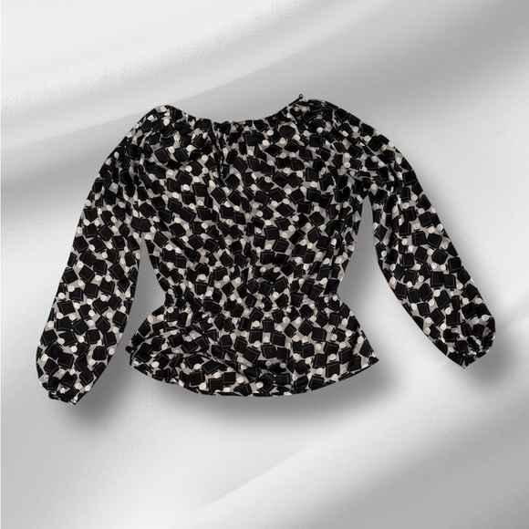 Ellen Tracy size small like new - Picture 2 of 3